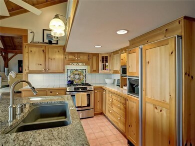 Kitchen with new granite island
