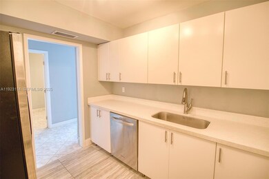 Coastal Towers unit 322, Sunny Isles Beach, FL 33160 - photo 4