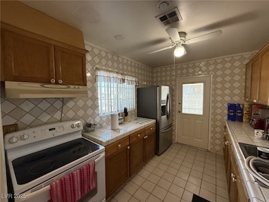 4567 S Nellis Blvd, Las Vegas, NV 89121 - photo 7