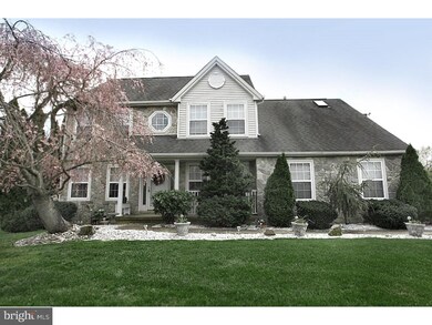 637 Nicole Dr, Southampton, PA 18966 - photo 2