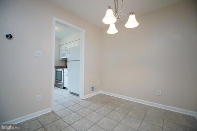 8352 Darlington St unit 490, Springfield, VA 22152 - photo 6
