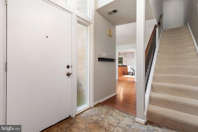 1474 Greenmont Ct, Reston, VA 20190 - photo 3