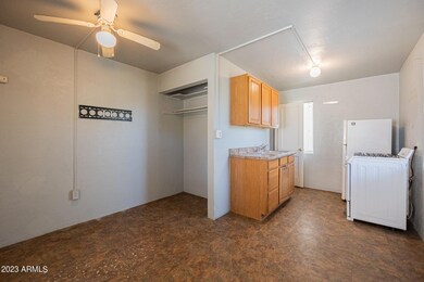 8840 N 2nd St unit 2, Phoenix, AZ 85020 - photo 4