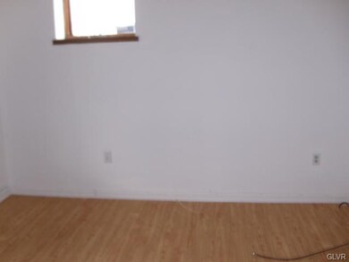 1245 W Turner St unit 1st Floor, Allentown, PA 18102 - photo 5