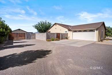 Garage/side view