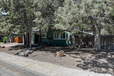 801 SE Polaris Court MLS-33