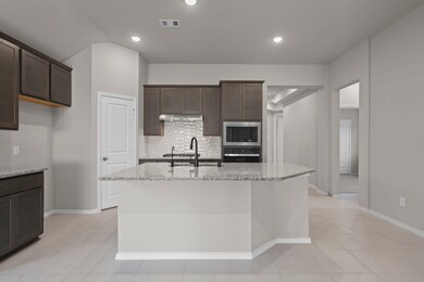 1020 Shoal Creek Trail, Conroe, TX 77304 - photo 4