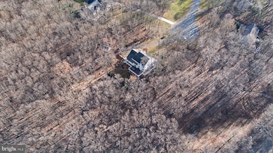 9040 Airfield Ct, Kempton, PA 19529 - photo 4