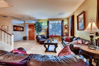 06 - Living Room 1