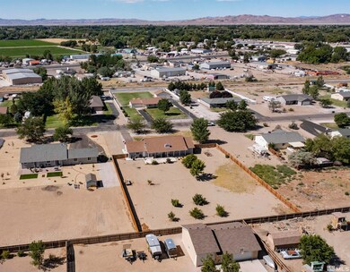 4170 Hawk Dr, Fallon, NV 89406 - photo 2