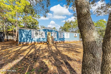 4782 Southgate Blvd SE, Southport, NC 28461 - photo 3