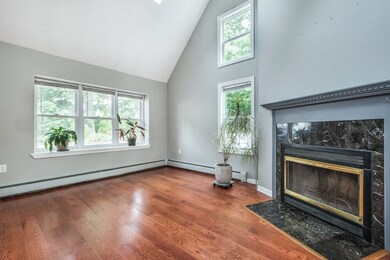 13 Orono St, Worcester, MA 01606 - photo 5