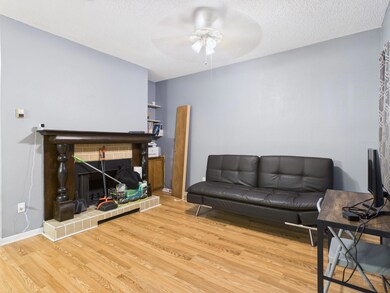 2901 San Jacinto Blvd unit 110, Austin, TX 78705 - photo 2