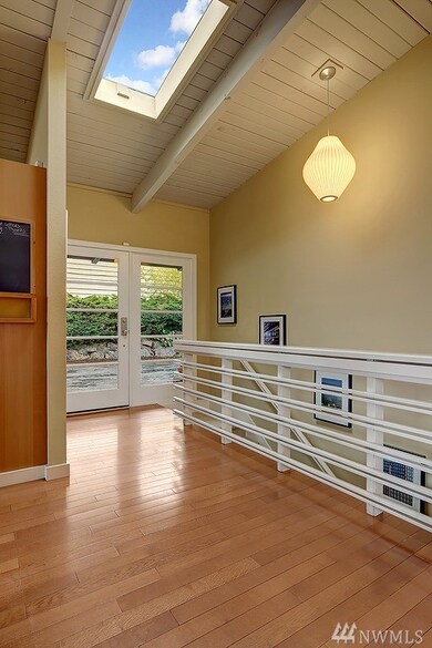 8004 SE 36th St, Mercer Island, WA 98040 - photo 7