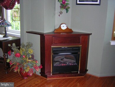 628 Bellflower Rd unit V234, Langhorne, PA 19047 - photo 7