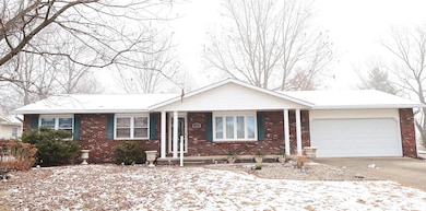 334 Northwood Ln, Salem, IL 62881 - photo 2