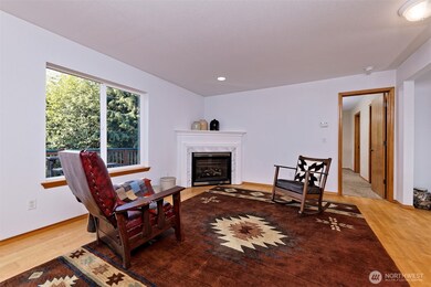 191 W Little Nahwatzel Dr, Shelton, WA 98584 - photo 3