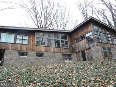 50 Poplar Ln, Doylestown, PA 18901 - photo 2