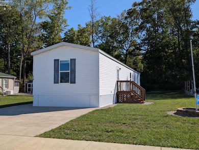 220 Maple Ln unit Lot76, Green Springs, OH 44836 - photo 4