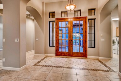 4063 N Te-006-10-Foyer-MLS_Size