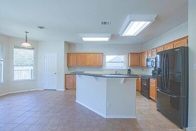 8354 Piney Wood Run, San Antonio, TX 78255 - photo 6