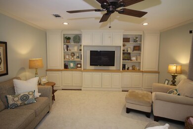 Nice built ins