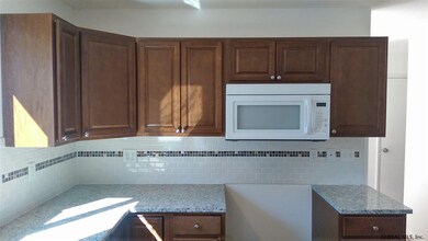 250 Taurus Rd, Schenectady, NY 12304 - photo 7