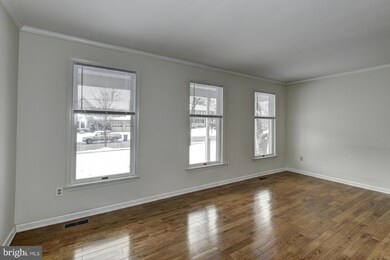 10405 Rosemont Dr, Laurel, MD 20723 - photo 4