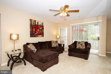 4406 Silverbrook Ln unit J101, Owings Mills, MD 21117 - photo 4