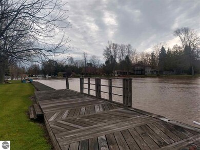 925 S Au Gres River Dr, Au Gres, MI 48703 - photo 6