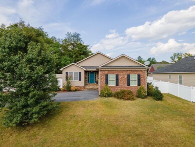 1166 Landon Dr, Harrisonburg, VA 22801 - photo 2