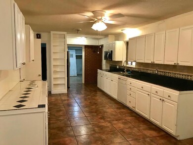 2033 Harold St, Laurel, MS 39440 - photo 7