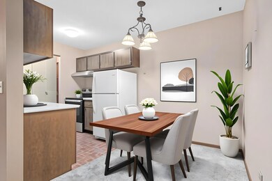 2800 Hillsboro Ave N unit 204, New Hope, MN 55427 - photo 3