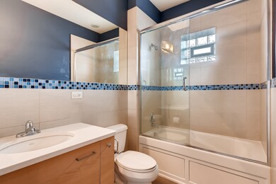 3329 W Schubert Ave unit 1, Chicago, IL 60647 - photo 6
