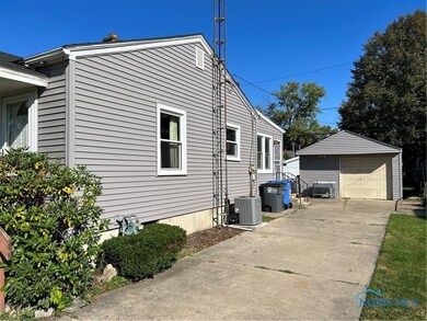 3029 118th St, Toledo, OH 43611 - photo 2