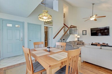 27 Carnaby Close Freehold NJ-large-011-9