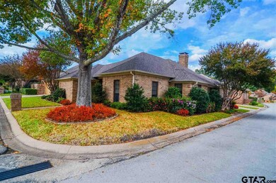 501 501 Hyde Park, Tyler, TX 75701 - photo 2