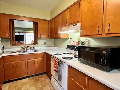 3526 W 33rd St, Erie, PA 16506 - photo 7