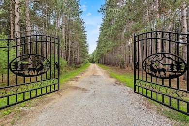 W6191 Lueck Ln, Princeton, WI 54968 - photo 2