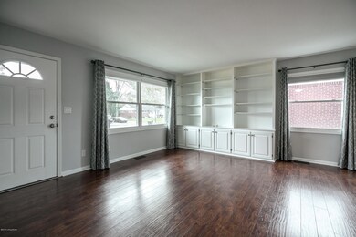 9607 Sue Helen Drive-19