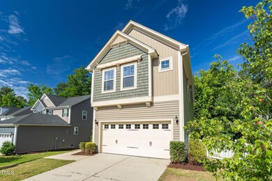 3-web-or-mls-304 Garden Walk Dr-3
