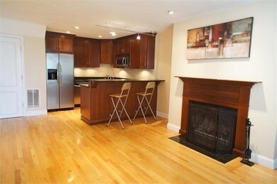 158 Quincy Shore Dr unit 90, Quincy, MA 02171 - photo 5