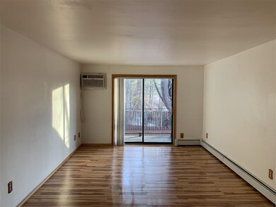 126 Mammoth Rd unit 312, Hooksett, NH 03106 - photo 2