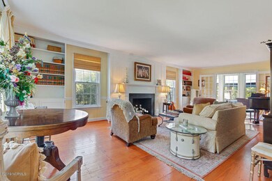 104 Courtland Dr, Jacksonville, NC 28546 - photo 4