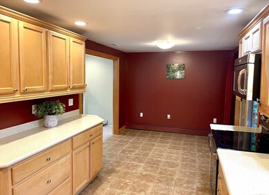 1 Hammond St, Southborough, MA 01772 - photo 6