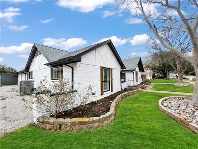 308 Blue Quail Ct, Bedford, TX 76021 - photo 3