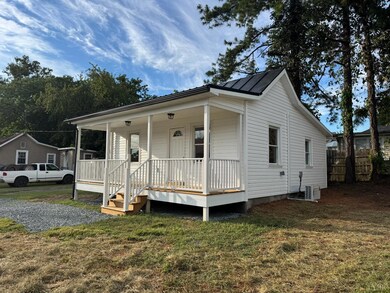 287 Harrell St, Appomattox, VA 24522 - photo 4