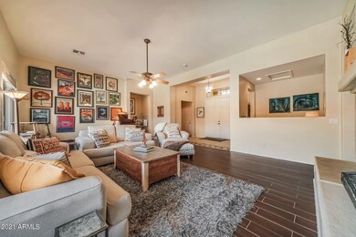 106-LivingRoom_2