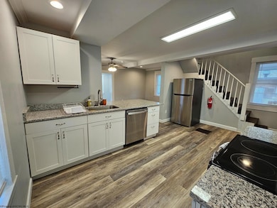 1308 Montrose St, Morgantown, WV 26505 - photo 3