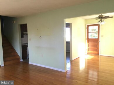 2922 Jefferson Dr, Chambersburg, PA 17201 - photo 6